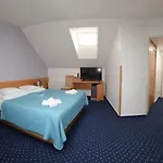 Aladin Hotel