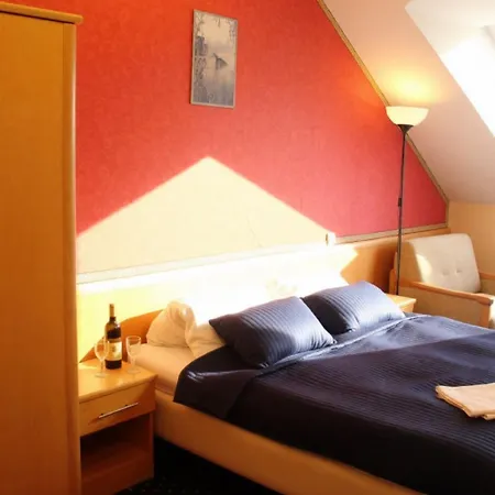 Otel Aladin Prag